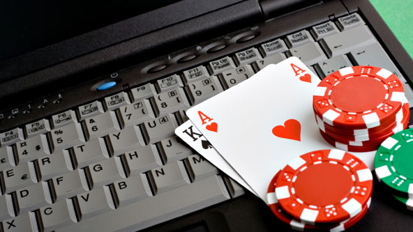 online poker play